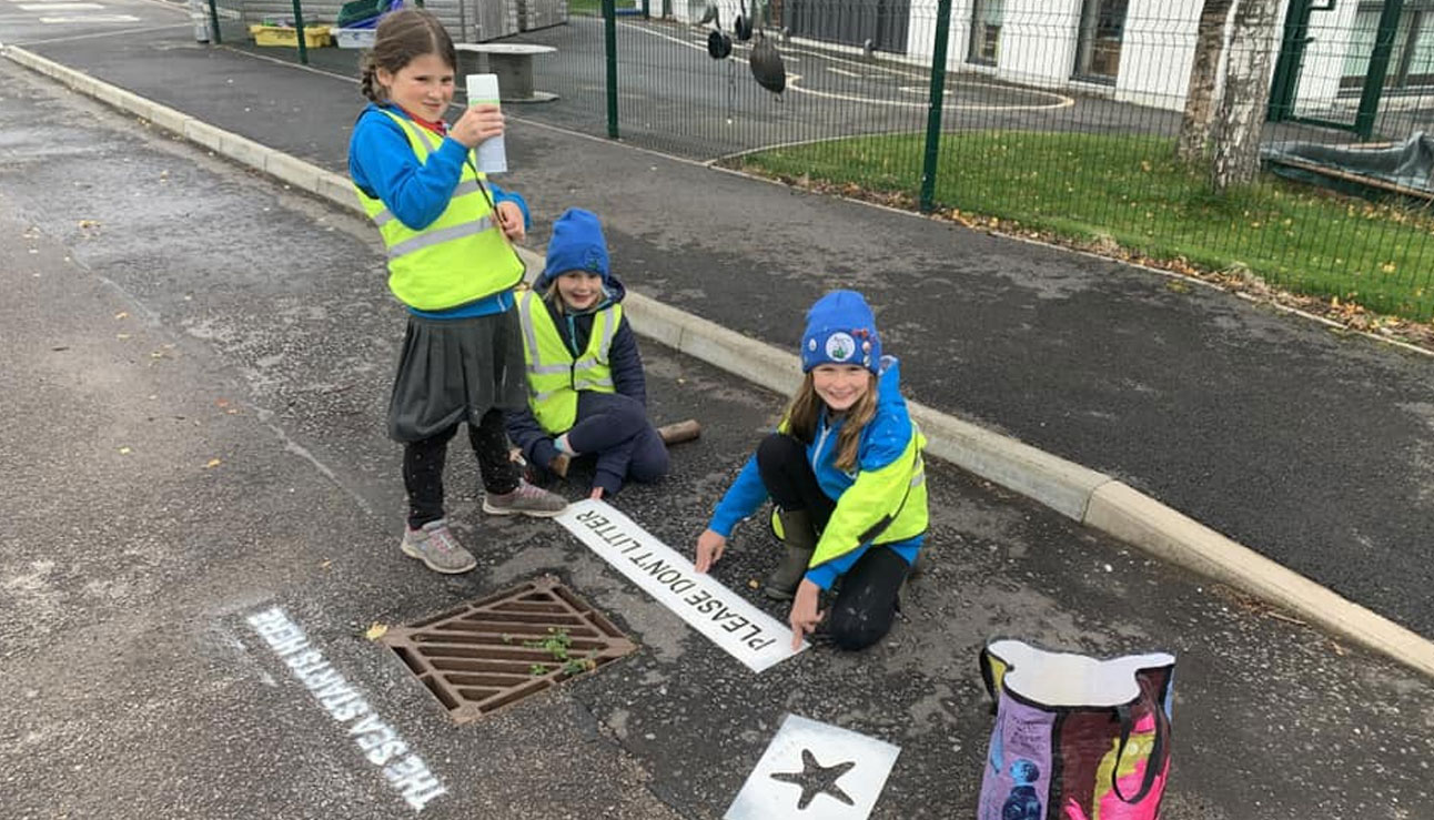 Blue Starfish pod were learning all about the drain campaign today!